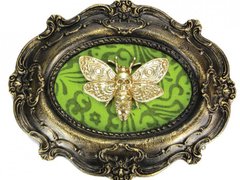 Decoratiune gotica pentru perete Moth Macabre